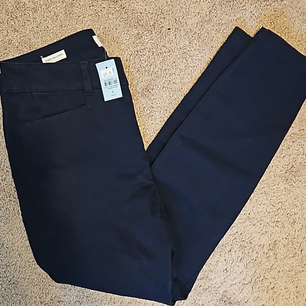 Loft skinny ankle pants- navy- 6p- nwt